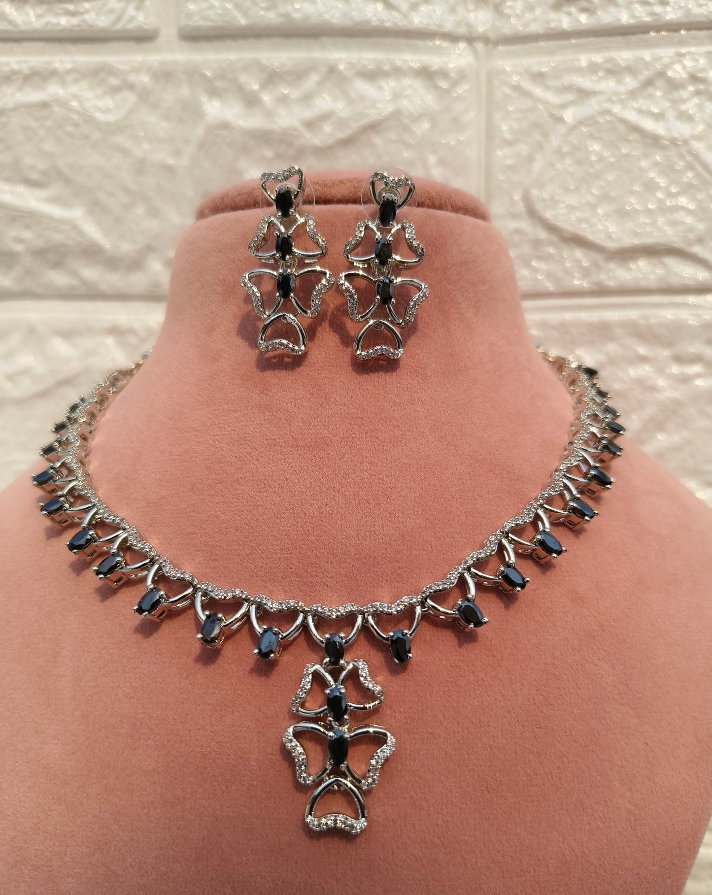 Black Zirconia Necklace set