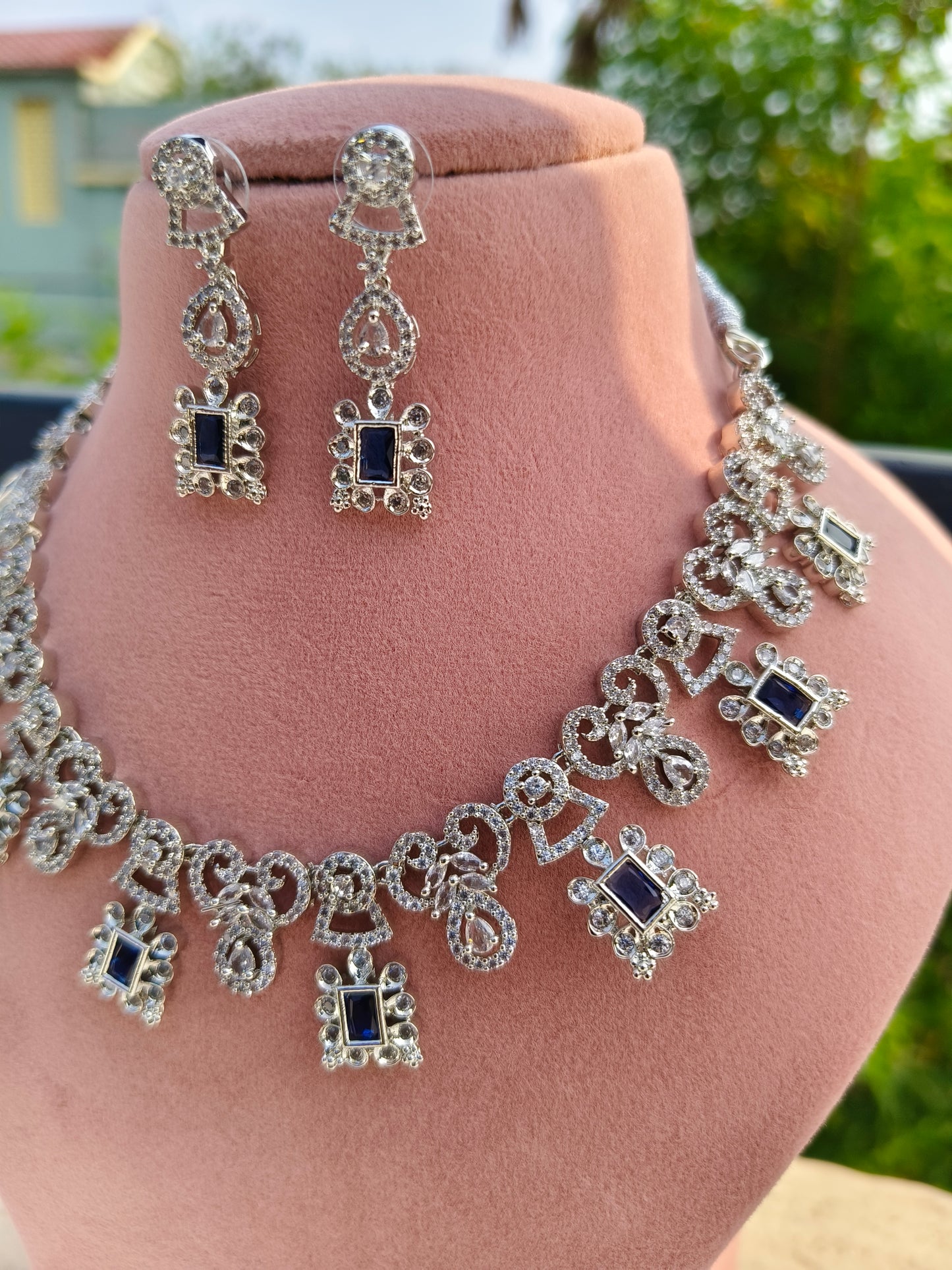 Blue Dazzling zirconia Necklace Set
