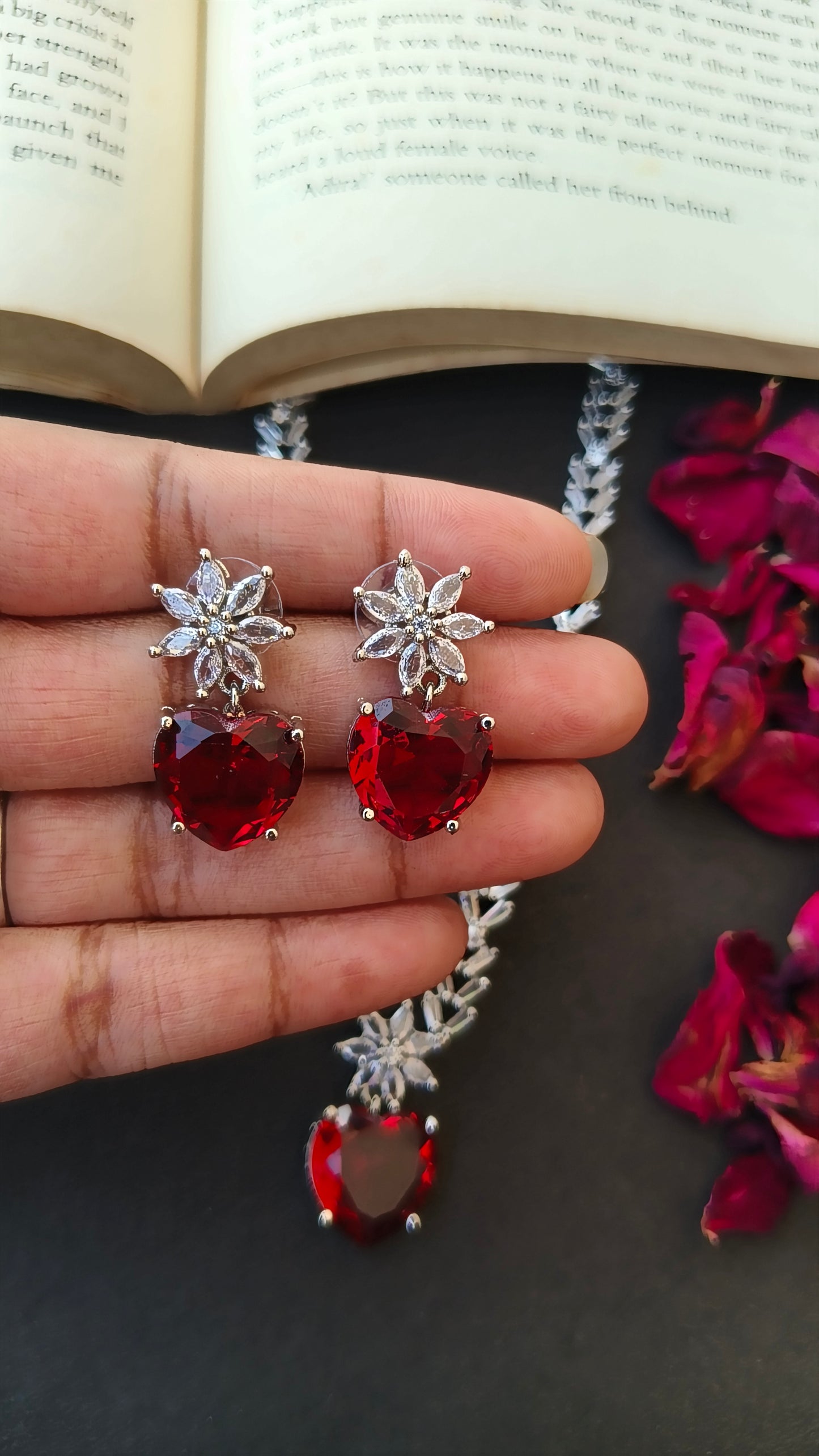 Red Heart Zirconia Necklace Set