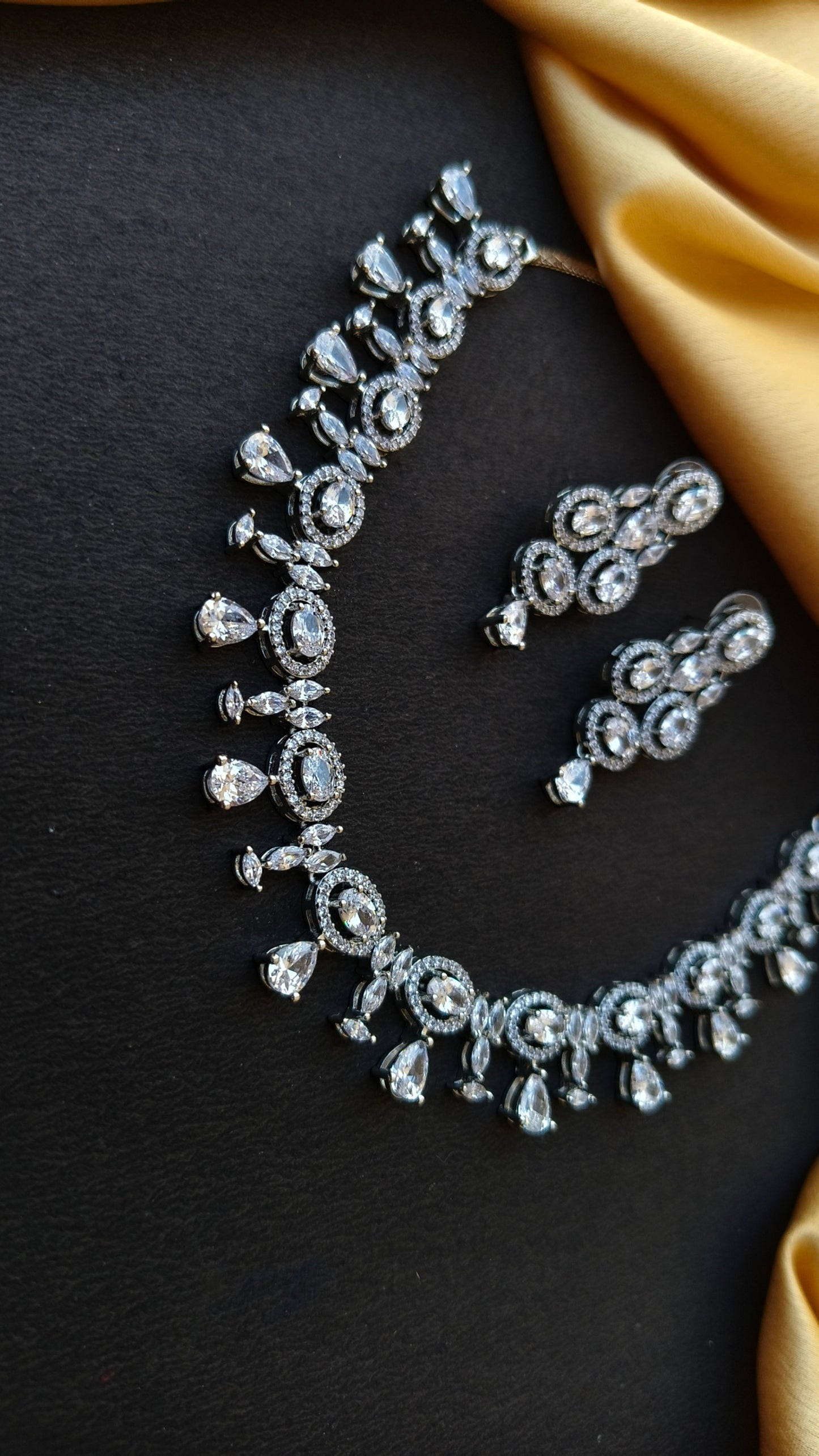 Silver Rosy Zirconia Necklace Set