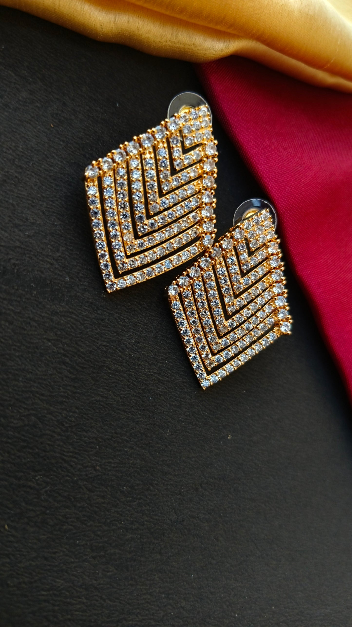 Golden Rimsa Zirconia Earring
